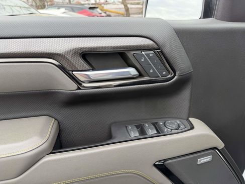 Certified 2023 Chevrolet Silverado 1500 ZR2 w/ Technology Package image 23