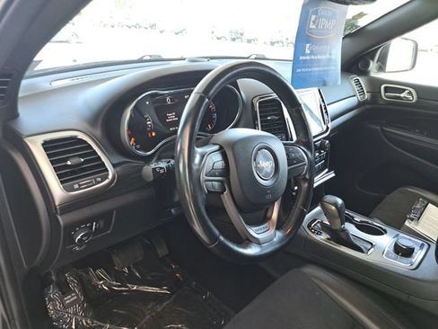 Used 2020 Jeep Grand Cherokee Laredo w/ Quick Order Package 2BN North AWD/4WD image 7