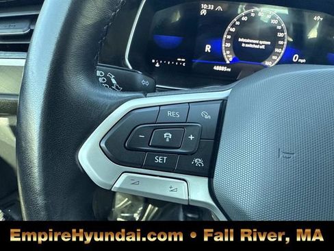 Used 2024 Volkswagen Jetta SE image 29