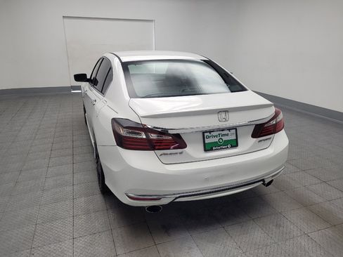 Used 2016 Honda Accord Sport image 6