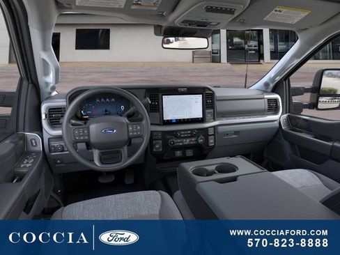 New 2026 Ford F250 XLT w/ XLT Premium Package AWD/4WD image 9