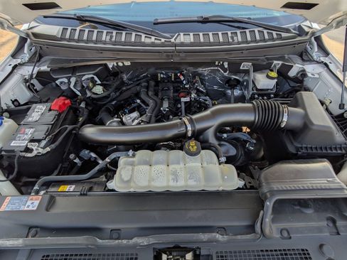 Used 2024 Ford Expedition Limited image 33