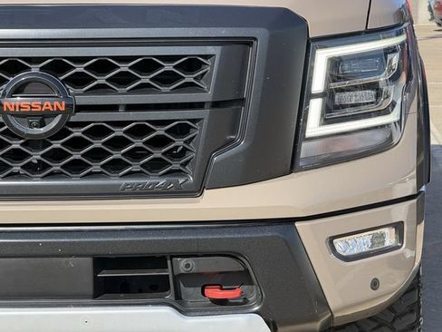 Used 2021 Nissan Titan PRO-4X w/ Pro-4x Convenience Package AWD/4WD image 9