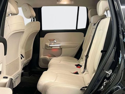 Certified 2021 Mercedes-Benz GLB 250 4MATIC image 12