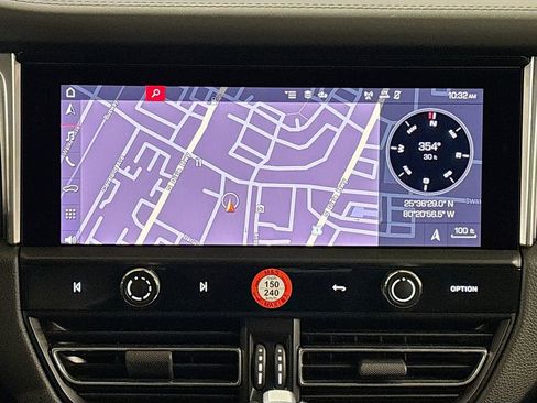 Used 2023 Porsche Macan GTS image 12