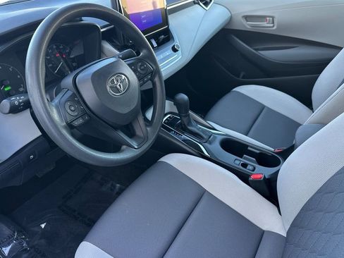 Used 2024 Toyota Corolla LE image 9
