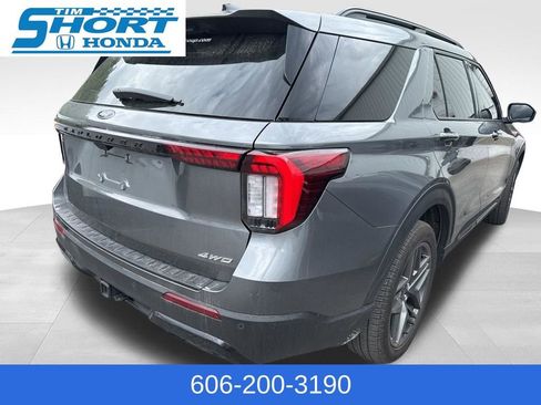Used 2025 Ford Explorer ST-Line w/ Premium Package AWD/4WD image 7