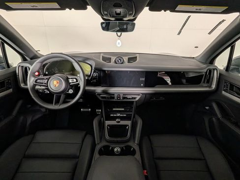New 2026 Porsche Cayenne S AWD/4WD image 20