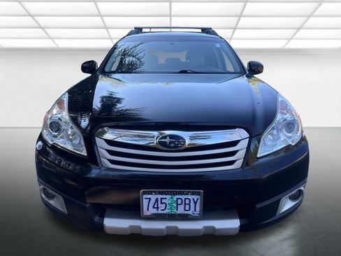 Used 2012 Subaru Outback 2.5i Limited image 9