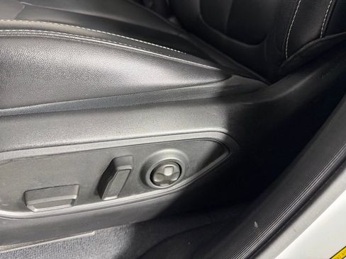 Used 2022 Jeep Grand Cherokee Limited 4xe image 25