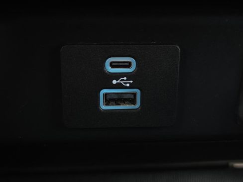 Used 2022 Ford F150 XLT w/ Equipment Group 302A High image 34