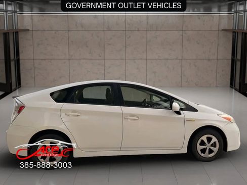 Used 2014 Toyota Prius One image 15