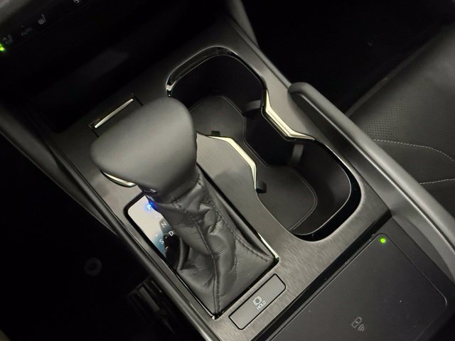 Used 2025 Lexus ES 350 Ultra Luxury w/ Accessory Package (Z2) FWD image 33