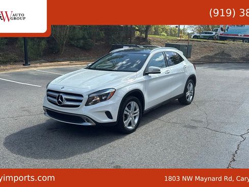 Used 2015 Mercedes-Benz GLA 250 4MATIC image 1