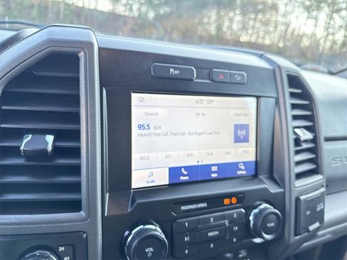 Used 2021 Ford F250 XL w/ STX Appearance Package image 28