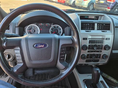 Used 2012 Ford Escape XLT image 16