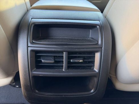 Used 2017 Cadillac XT5 Base image 27