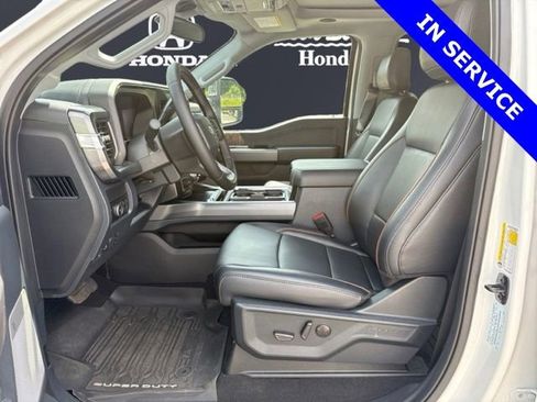 Used 2025 Ford F350 Lariat w/ Lariat Ultimate Package AWD/4WD image 9