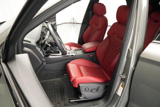 Used 2023 Audi SQ5 Prestige w/ Prestige Package AWD/4WD image 21
