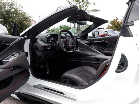 Used 2024 Chevrolet Corvette Z06 w/ Stealth Interior Trim Package RWD image 25
