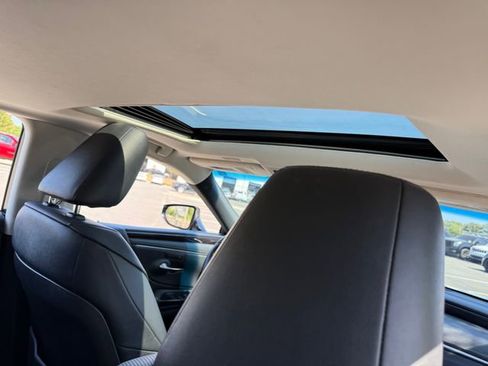 Used 2019 Lexus ES 350 w/ Premium Package image 31