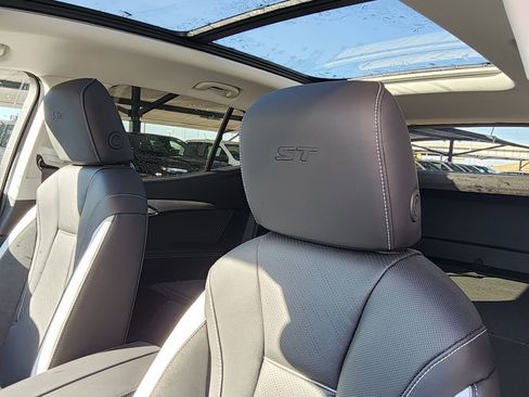 New 2026 Buick Envision Sport Touring image 17