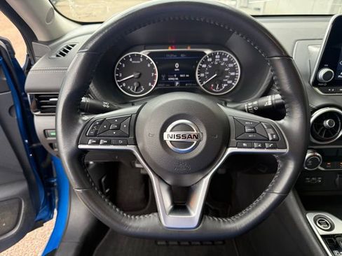 Certified 2022 Nissan Sentra SV image 9