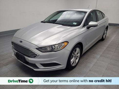 Used 2018 Ford Fusion SE image 1