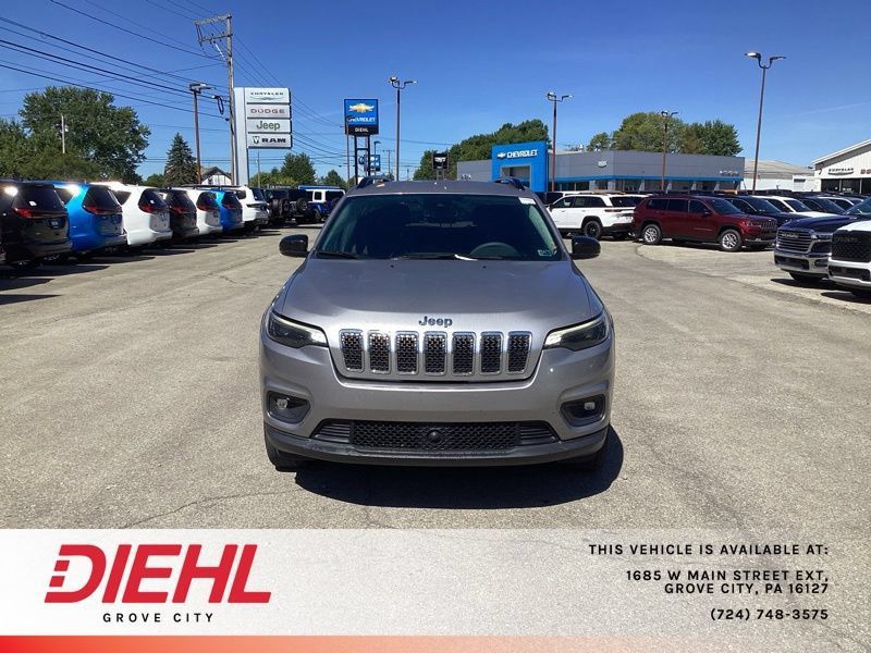 Used 2022 Jeep Cherokee Latitude Lux AWD/4WD image 2