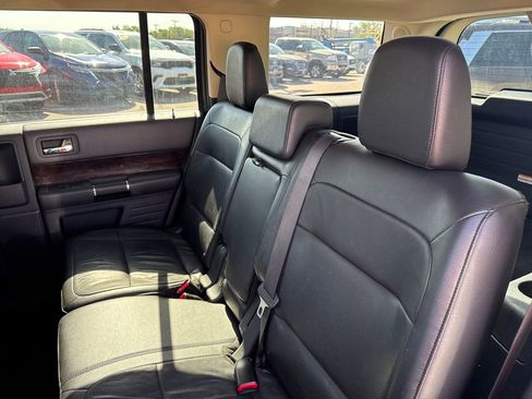 Used 2019 Ford Flex Limited AWD/4WD image 9