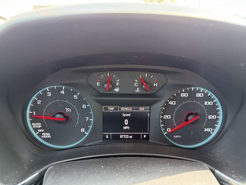 Used 2018 Chevrolet Equinox LT AWD/4WD image 34