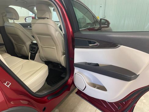 Used 2016 Lincoln MKX Select w/ Climate Package image 29