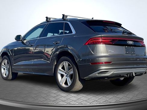 Used 2019 Audi Q8 Premium image 2