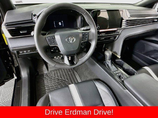 Used 2026 Toyota Camry SE FWD image 7
