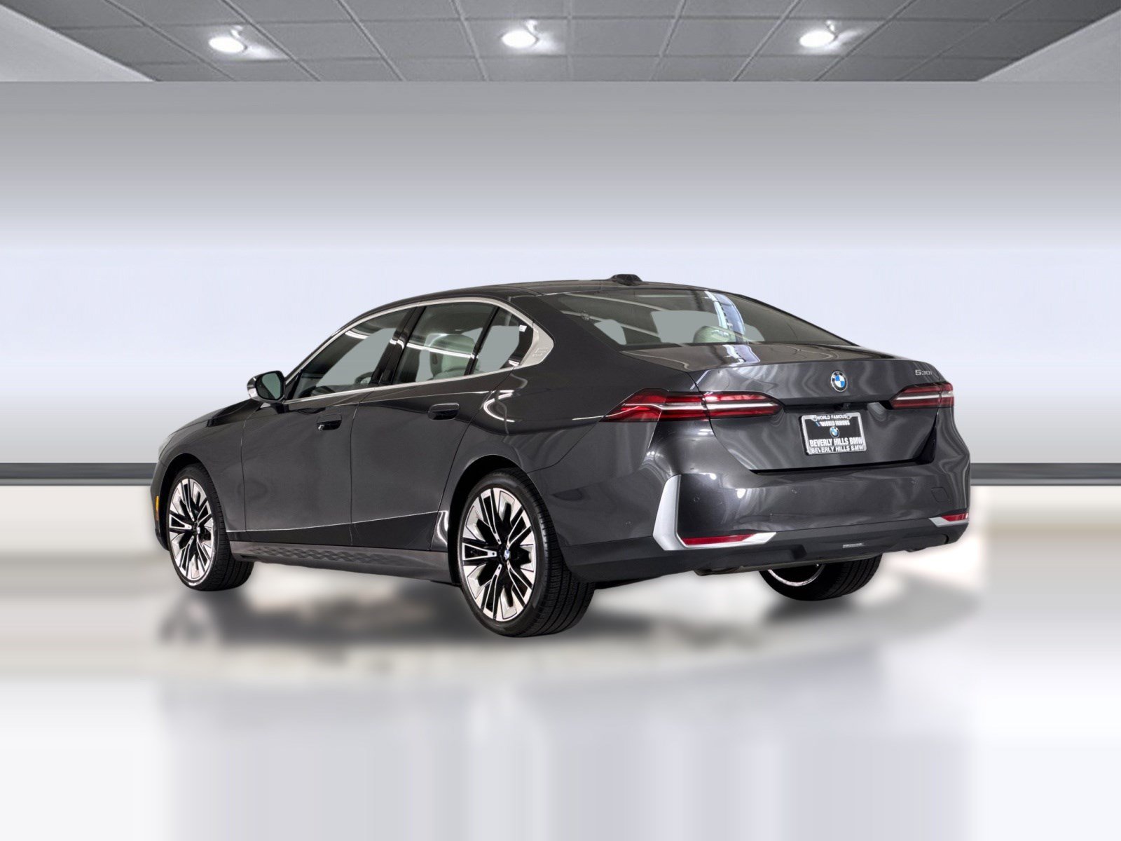 Used 2026 BMW 530i w/ Premium Package RWD image 3