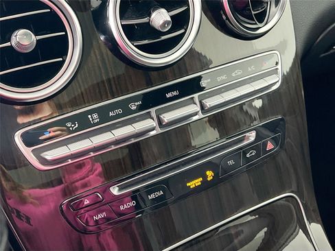 Certified 2019 Mercedes-Benz GLC 300 4MATIC image 15