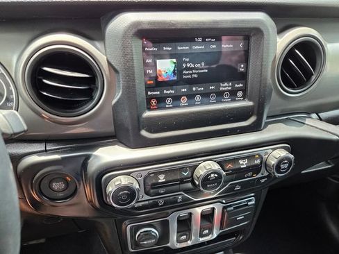 Used 2023 Jeep Wrangler Sport AWD/4WD image 19