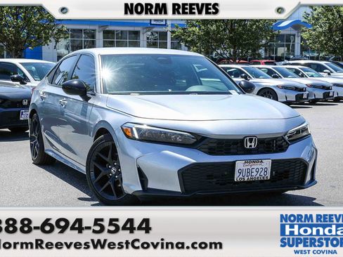 Used 2025 Honda Civic Sport image 1