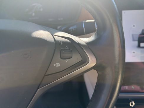 Used 2020 Tesla Model X Long Range image 18