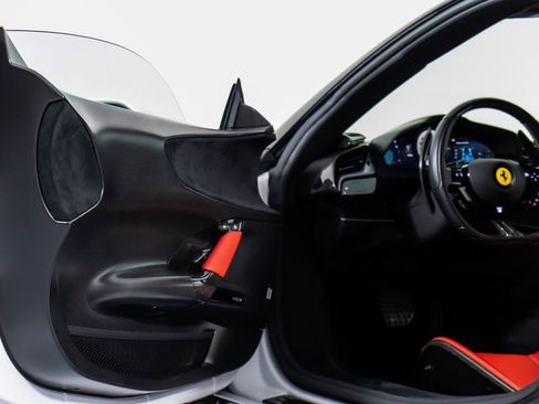 Certified 2022 Ferrari SF90 Stradale image 34