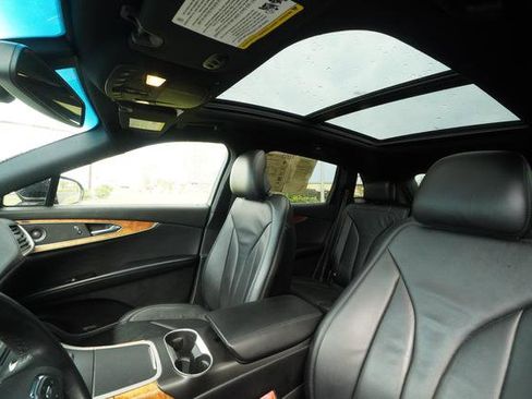 Used 2016 Lincoln MKX Reserve w/ Technology Package FWD image 23