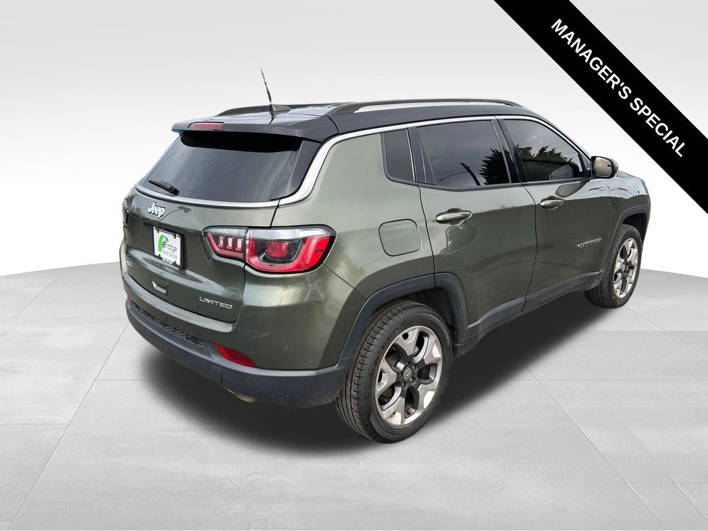 Used 2019 Jeep Compass Limited w/ Advanced Safety Group AWD/4WD image 7