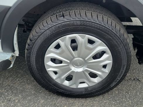 Certified 2025 Ford Transit 250 Low Roof w/ Exterior Upgrade Package RWD image 6