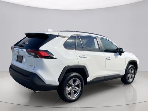 Used 2023 Toyota RAV4 XLE w/ Convenience Package FWD image 3