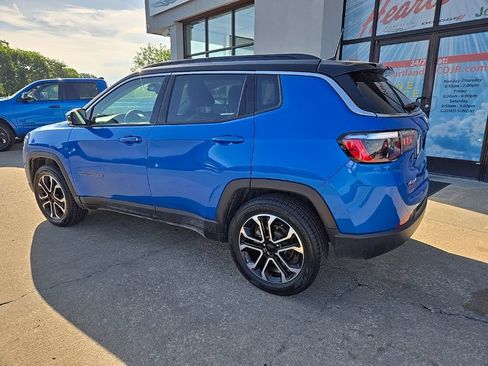 Used 2022 Jeep Compass Limited AWD/4WD image 7