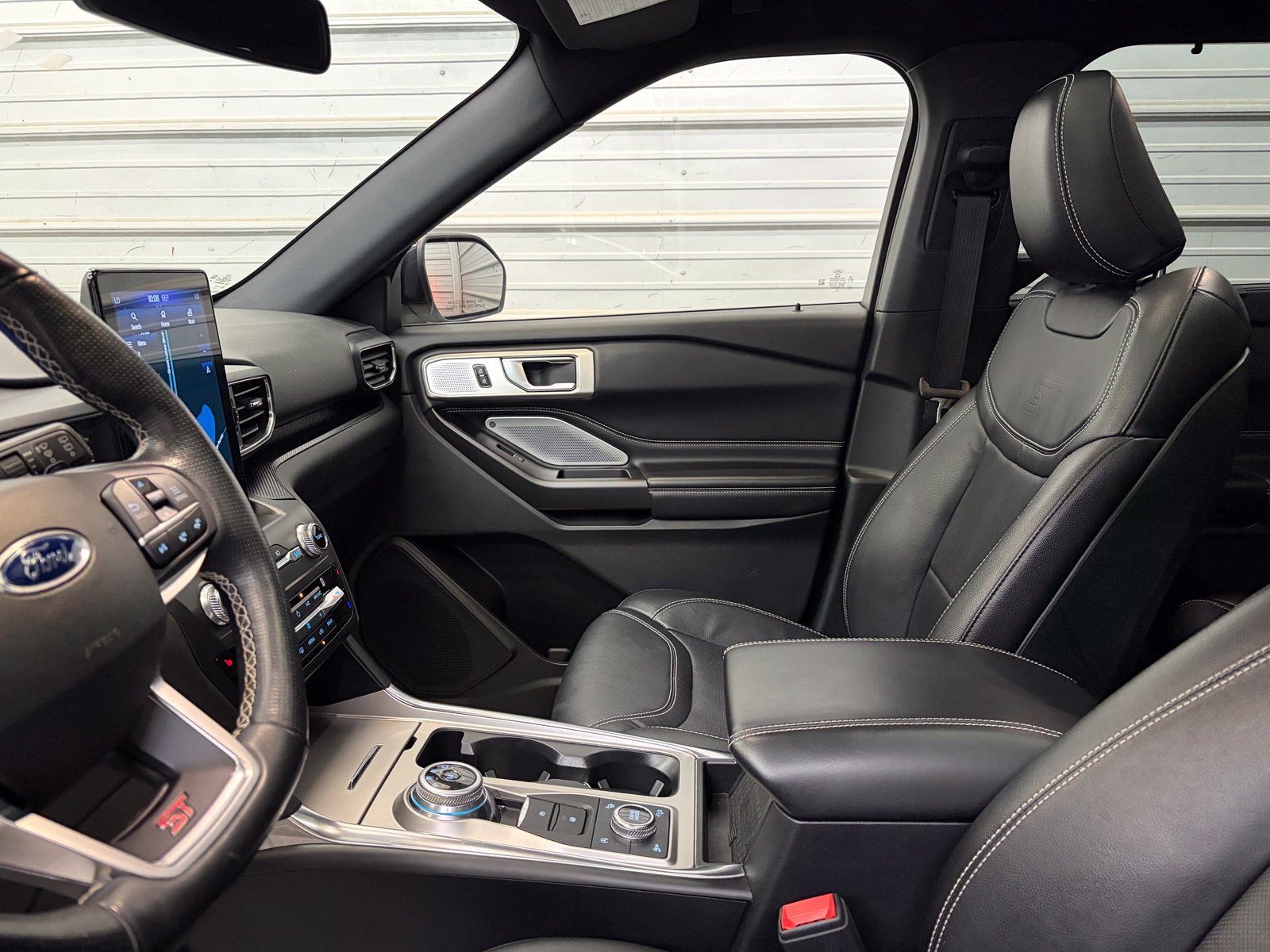 Used 2020 Ford Explorer ST w/ Premium Technology Package AWD/4WD image 21
