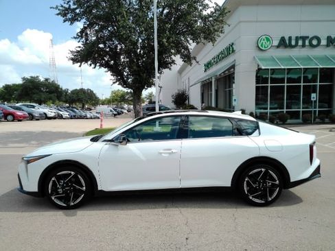 Used 2025 Kia K4 EX w/ GT-Line Premium Package FWD image 14