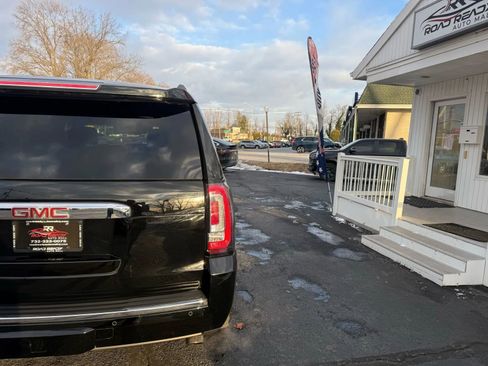 Used 2019 GMC Yukon Denali w/ Denali Ultimate Package AWD/4WD image 71