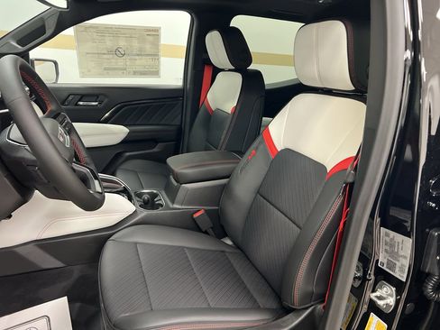 New 2026 GMC Canyon AT4X image 6