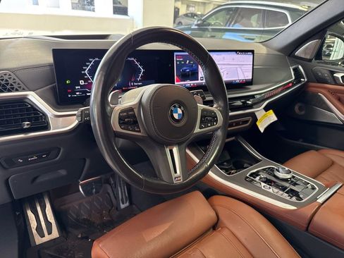 Used 2024 BMW X5 M60i AWD/4WD image 11